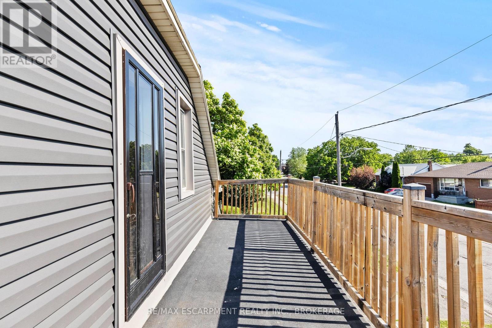 Photo 24 of 1 West Street N, Thorold ON
