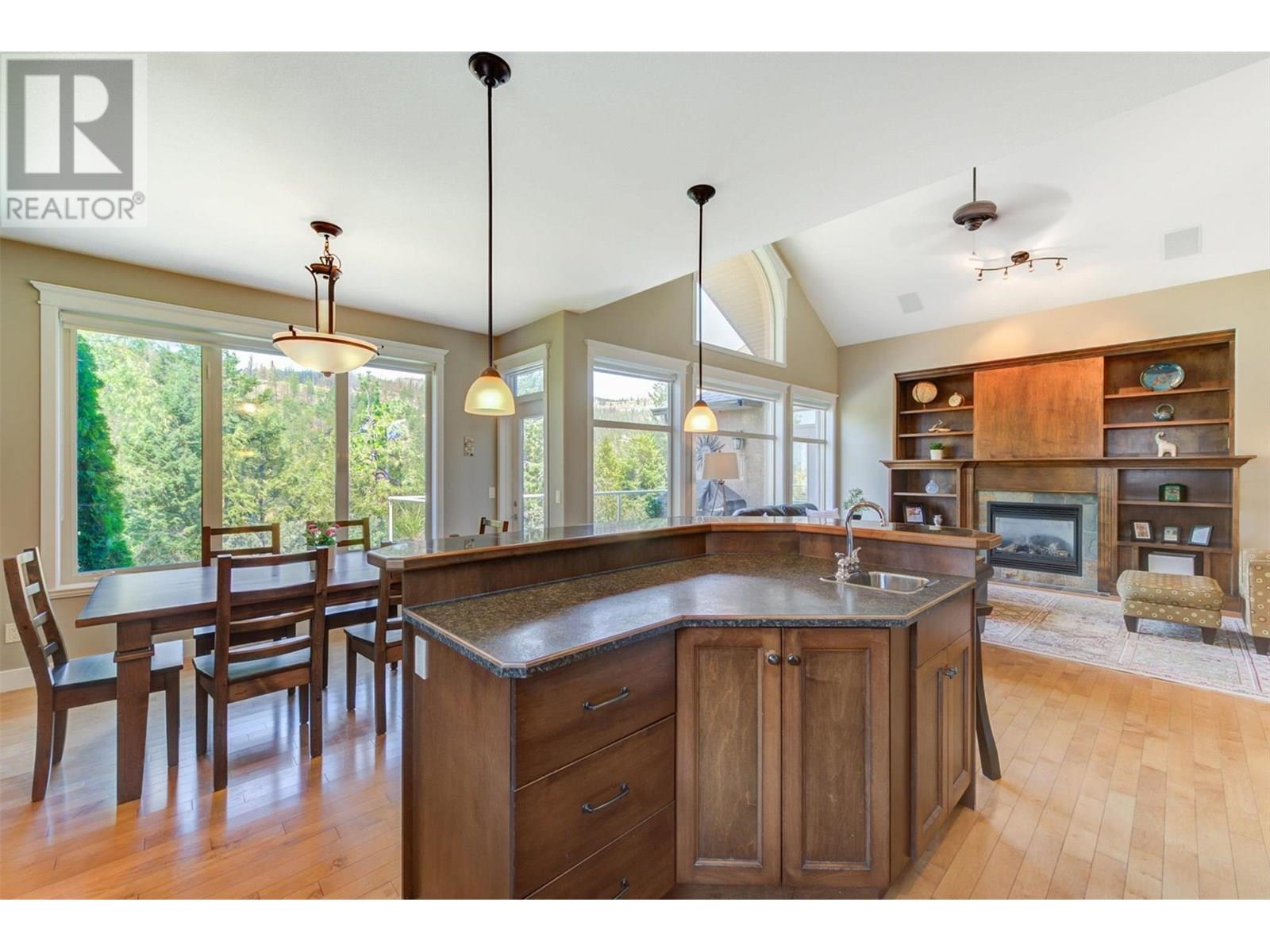  1173 Peak Point Drive, West Kelowna
