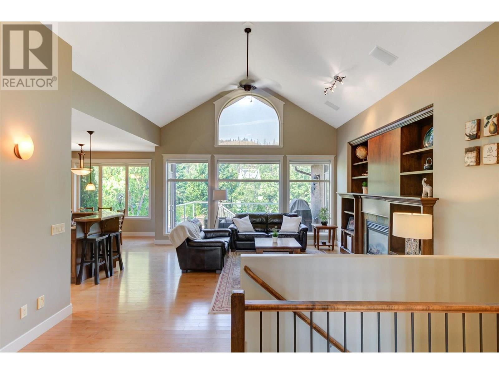  1173 Peak Point Drive, West Kelowna