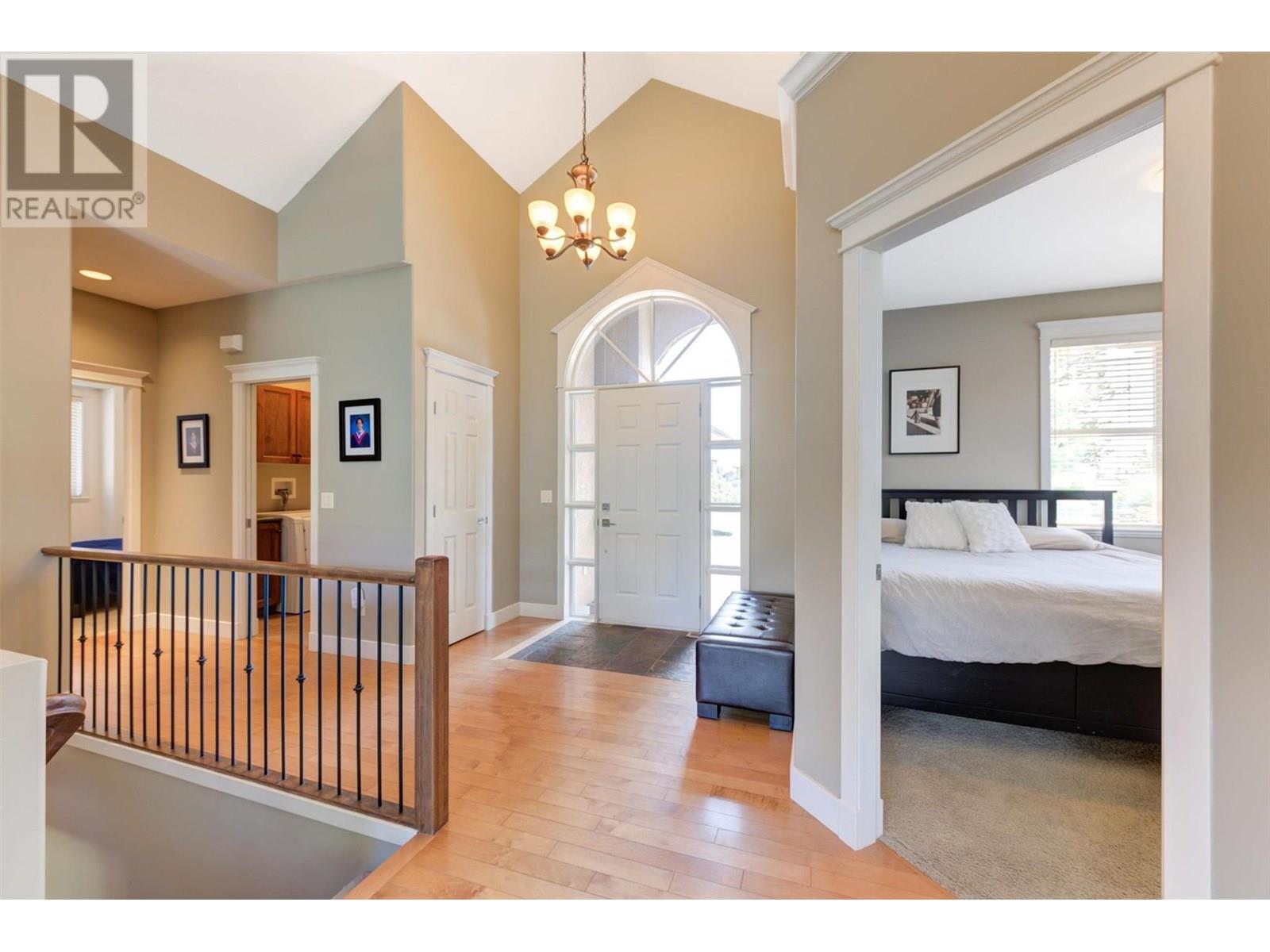  1173 Peak Point Drive, West Kelowna