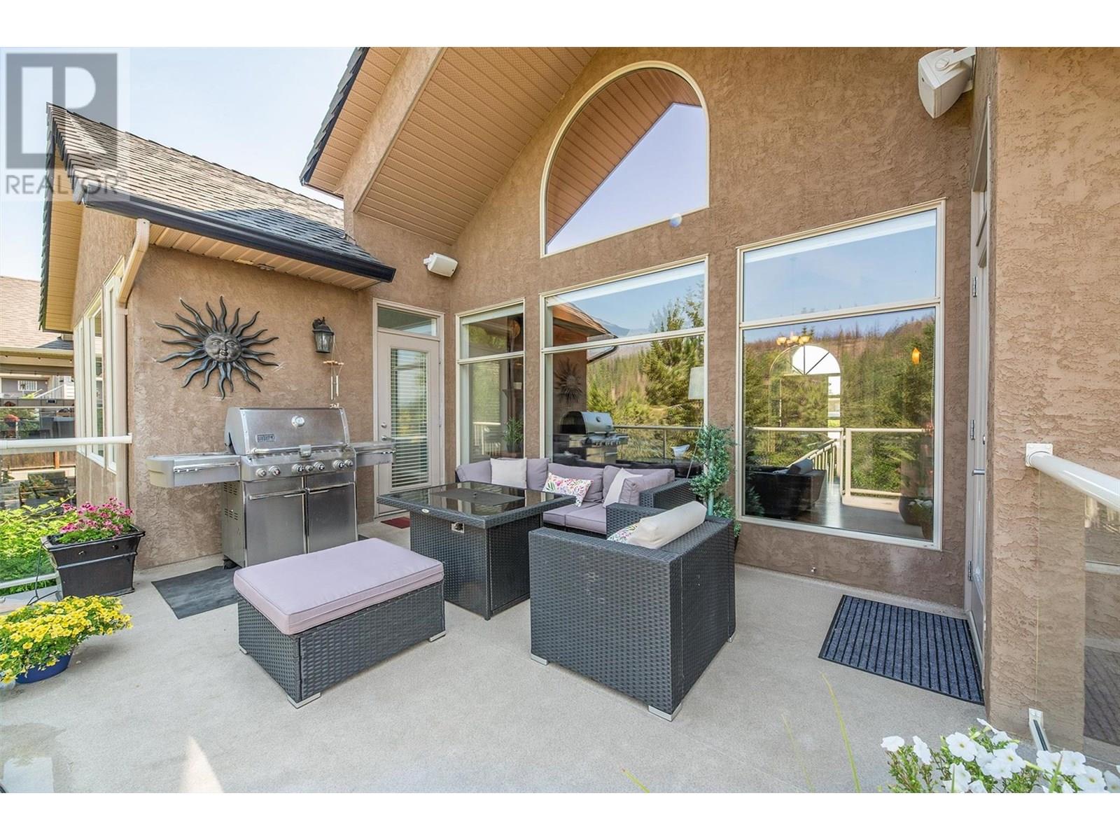  1173 Peak Point Drive, West Kelowna