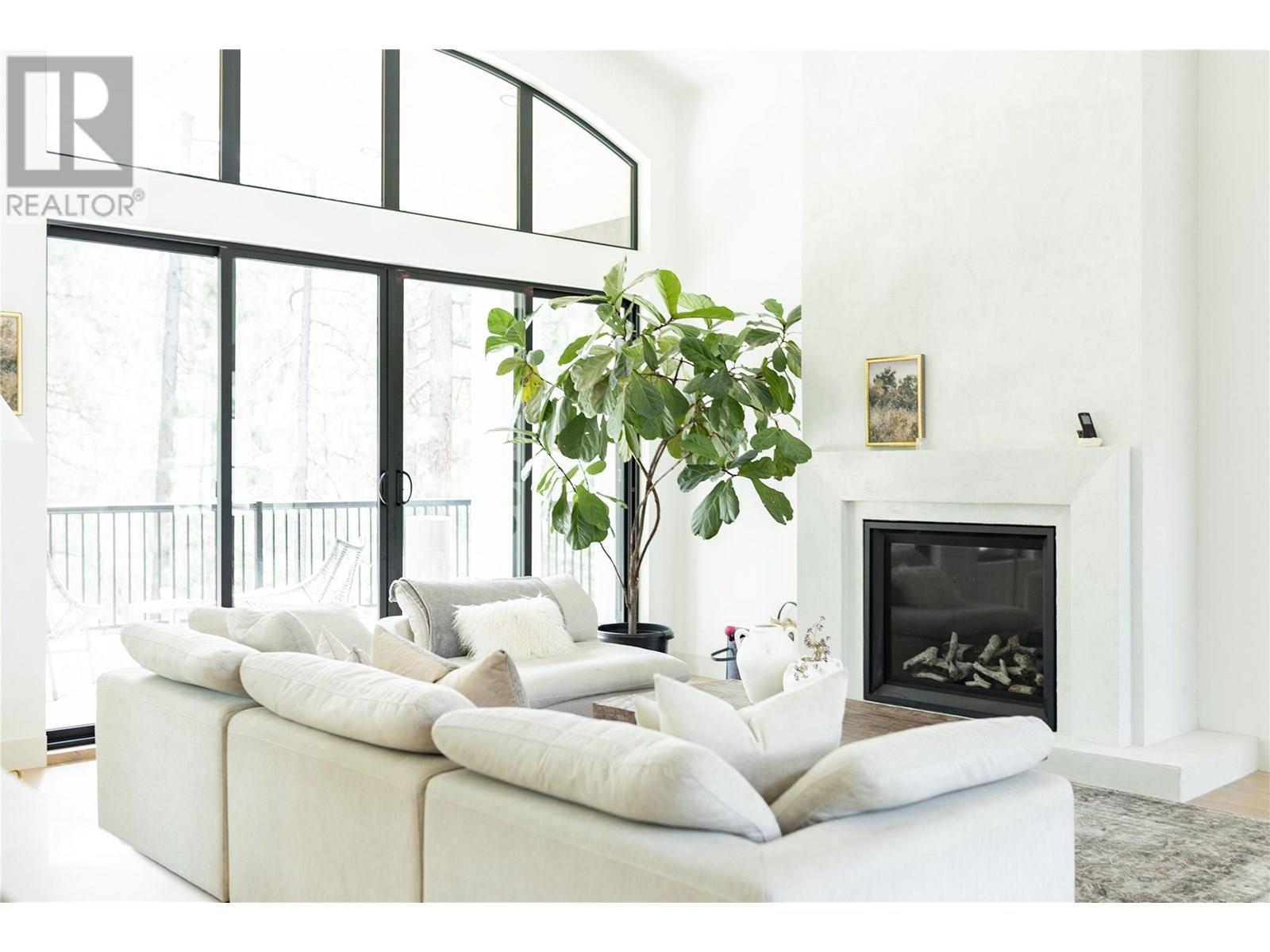 2690 Placer Place, Grand Forks