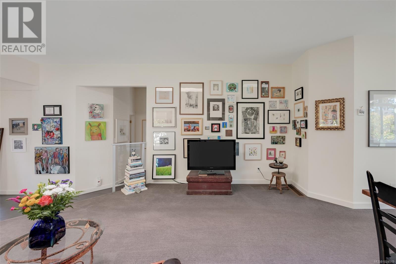 Single Family House Character for Sale in  Verrinder Ave Victoria 