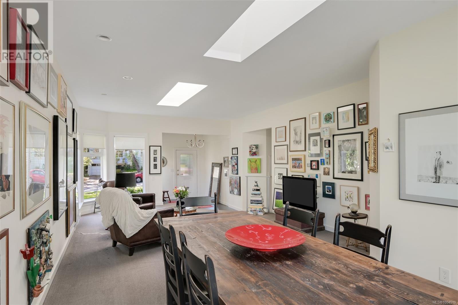 Single Family House Character for Sale in  Verrinder Ave Victoria 