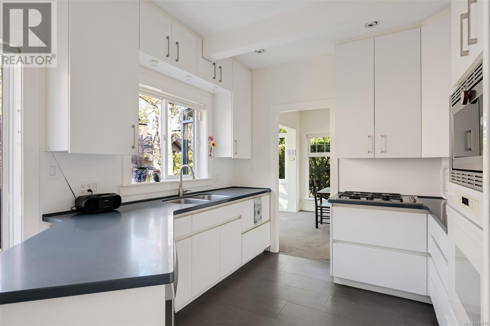 Single Family House Character for Sale in  Verrinder Ave Victoria 