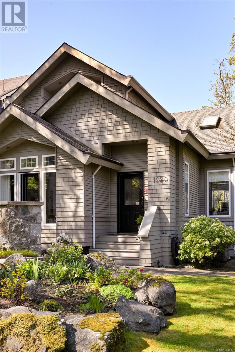 Single Family House Character for Sale in  Verrinder Ave Victoria 