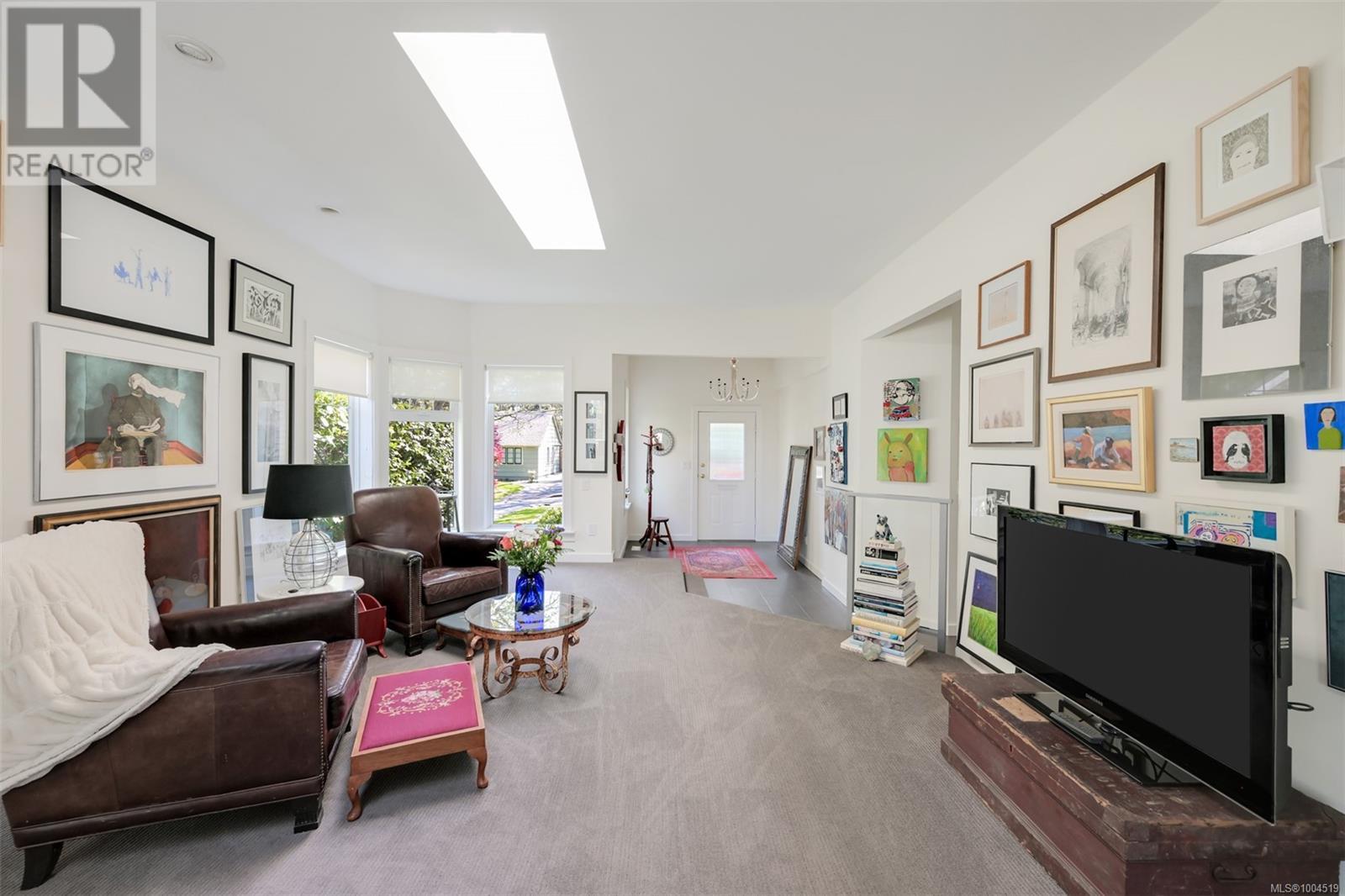 Single Family House Character for Sale in  Verrinder Ave Victoria 