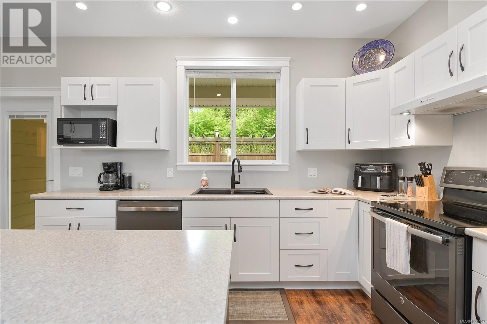 4645 MALLARD WAY - Image 12