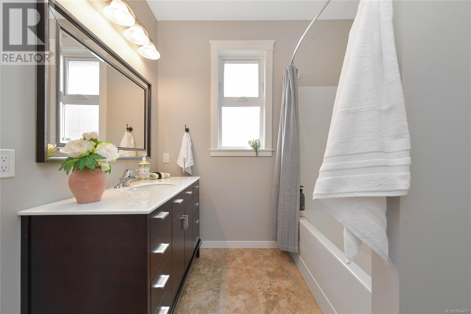 4645 MALLARD WAY - Image 23
