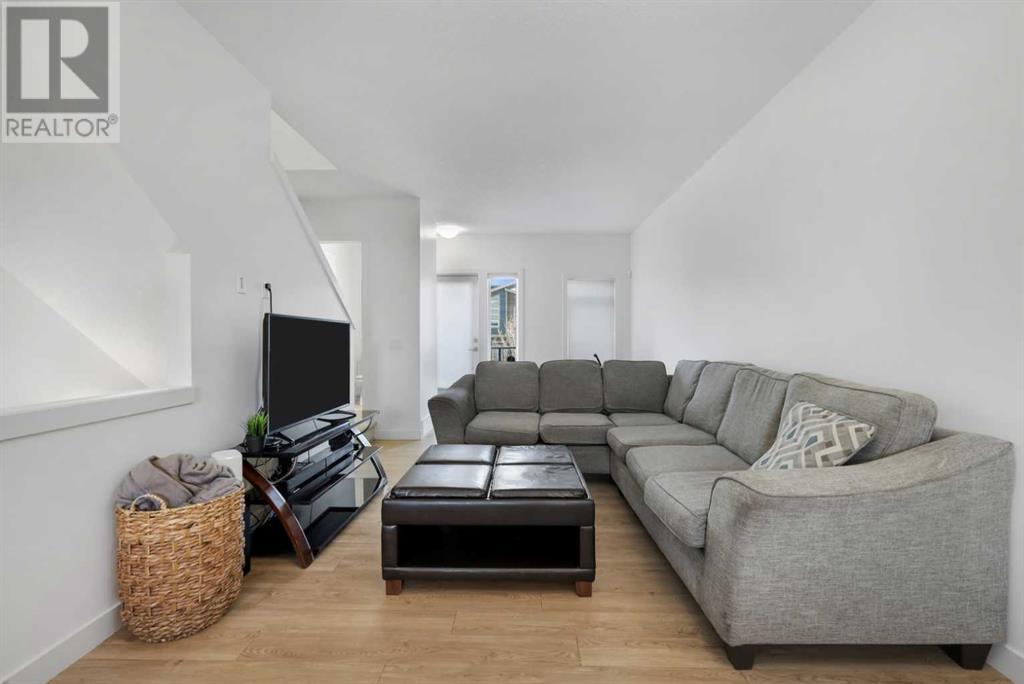 Single Family House for Sale in  Sage Bluff Gate Sage Hill Calgary 