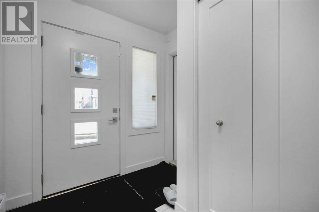 Single Family House for Sale in  Sage Bluff Gate Sage Hill Calgary 