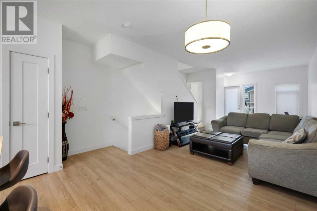 Single Family House for Sale in  Sage Bluff Gate Sage Hill Calgary 