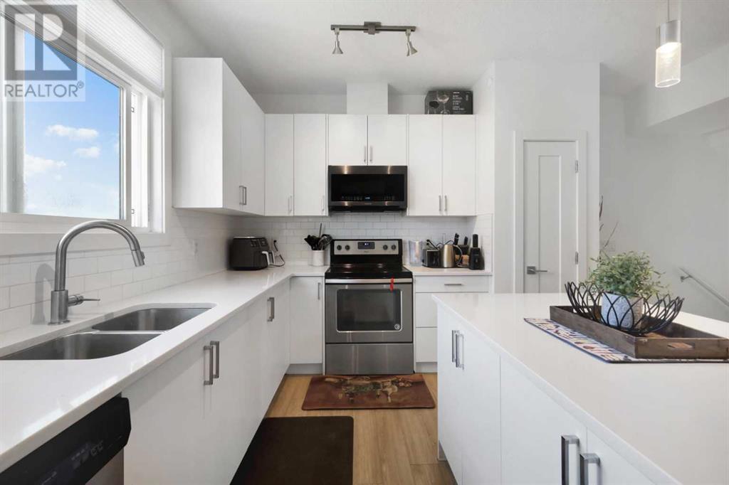 Single Family House for Sale in  Sage Bluff Gate Sage Hill Calgary 