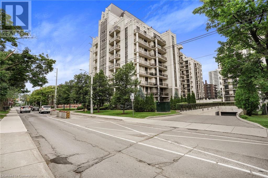 Photo 4 of 90 Charlton Avenue W Unit 304, Hamilton ON