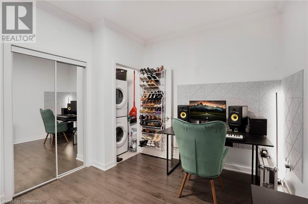 Photo 15 of 90 Charlton Avenue W Unit 304, Hamilton ON