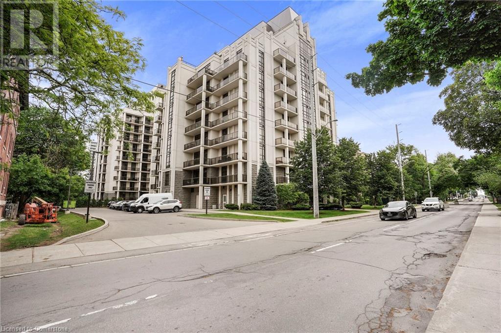 Photo 2 of 90 Charlton Avenue W Unit 304, Hamilton ON