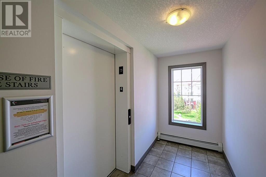 Single Family House for Sale in   Royal Oak Plaza NW Royal Oak Calgary 
