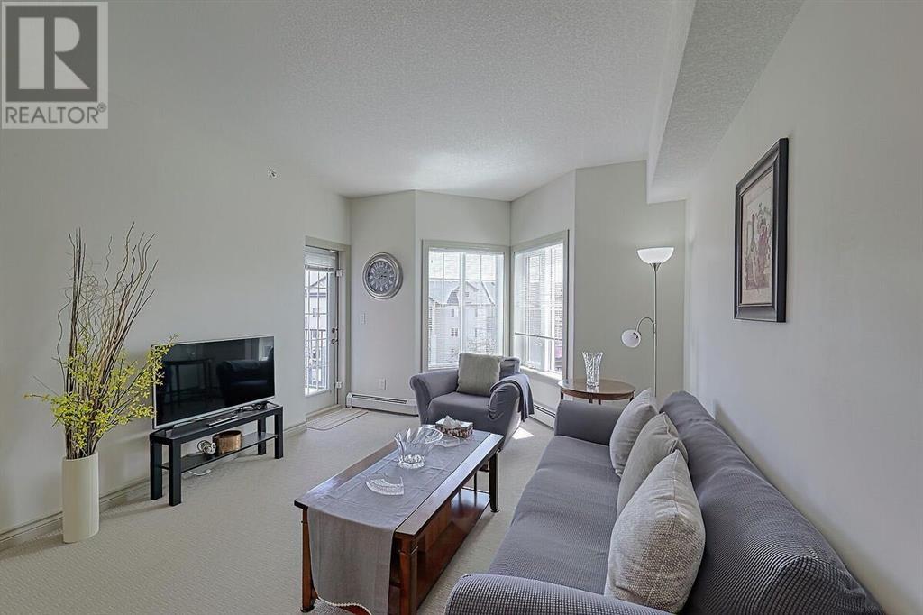 Single Family House for Sale in   Royal Oak Plaza NW Royal Oak Calgary 