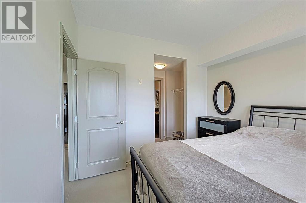 Single Family House for Sale in   Royal Oak Plaza NW Royal Oak Calgary 