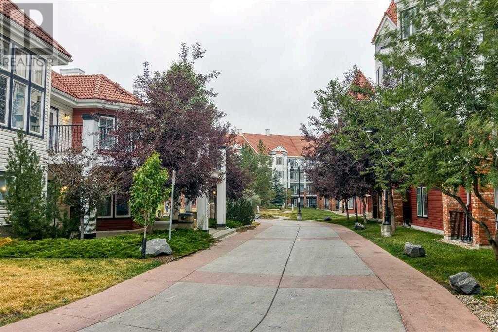403, 70 Royal Oak Plaza NW, Calgary, Alberta