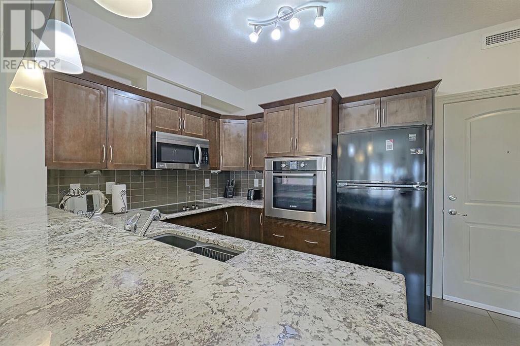 Single Family House for Sale in   Royal Oak Plaza NW Royal Oak Calgary 