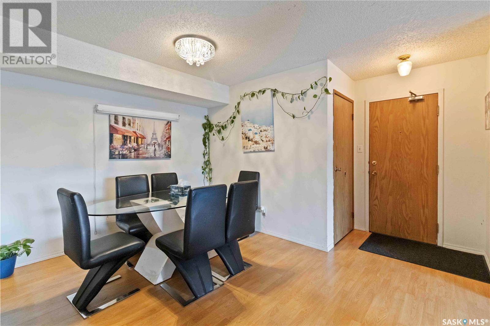 Photo 10 of 101 335 Kingsmere Boulevard, Saskatoon SK