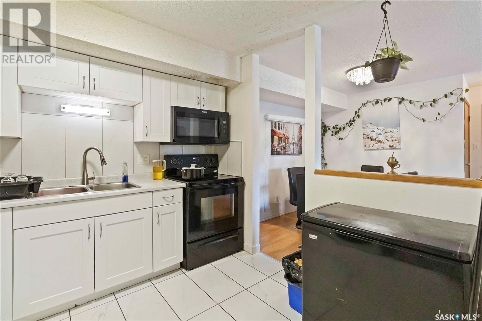 Photo 17 of 101 335 Kingsmere Boulevard, Saskatoon SK