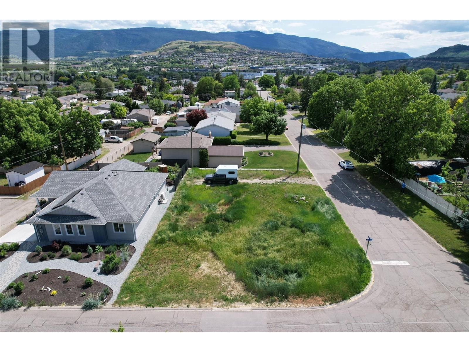 Photo 1 of 2905 16 Street, Vernon BC