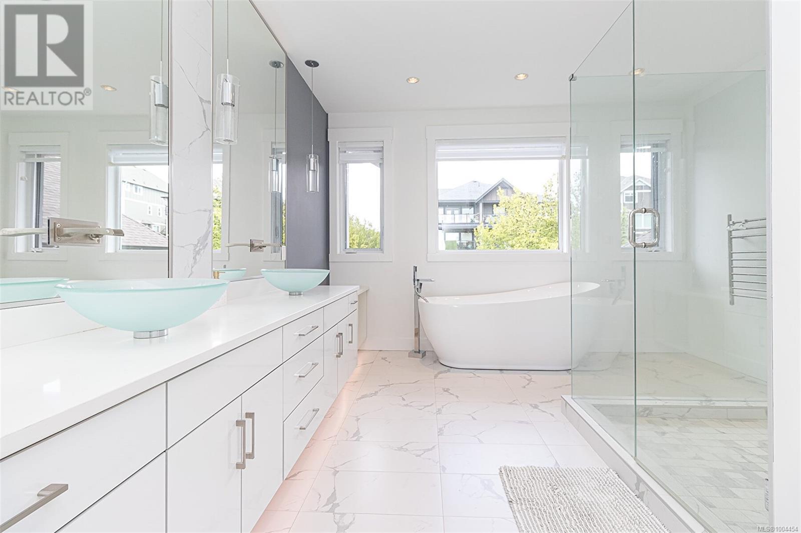 Photo 25 of 2267 Nicklaus Dr, Langford BC