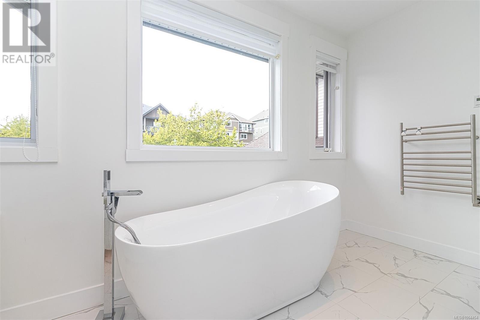 Photo 27 of 2267 Nicklaus Dr, Langford BC