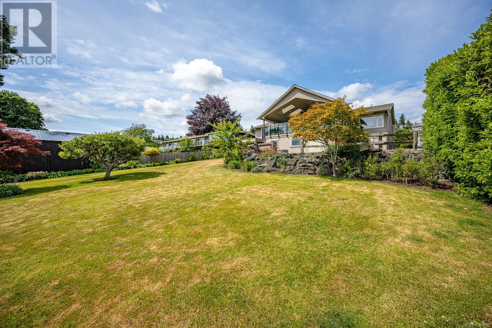 Photo 64 of 321 Carnegie St, Campbell River BC