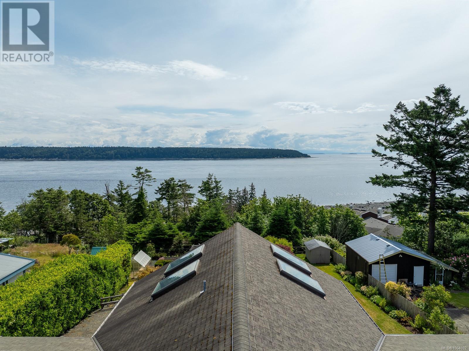 Photo 72 of 321 Carnegie St, Campbell River BC