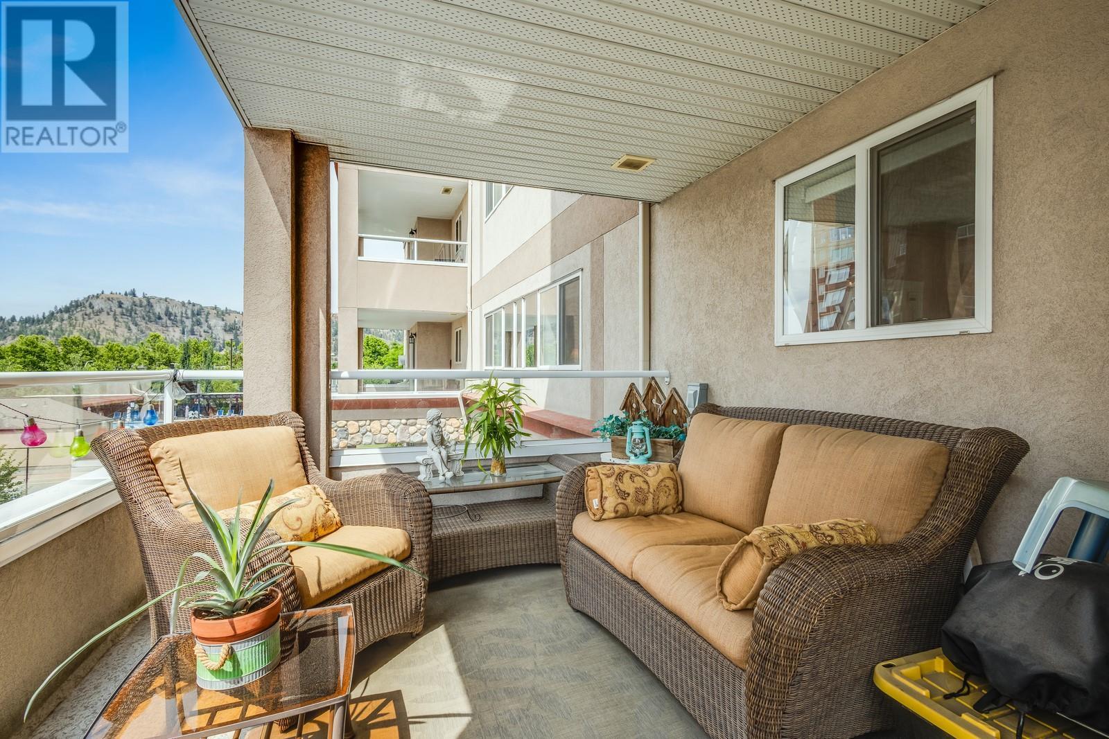 Photo 2 of 1966 Durnin Road Unit 302, Kelowna BC
