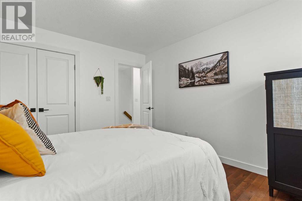 Single Family House for Sale in    Street SW Richmond Calgary 