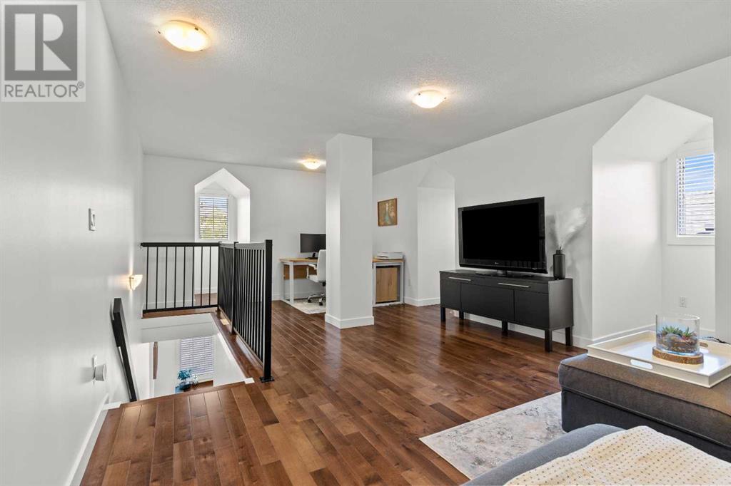 Single Family House for Sale in    Street SW Richmond Calgary 