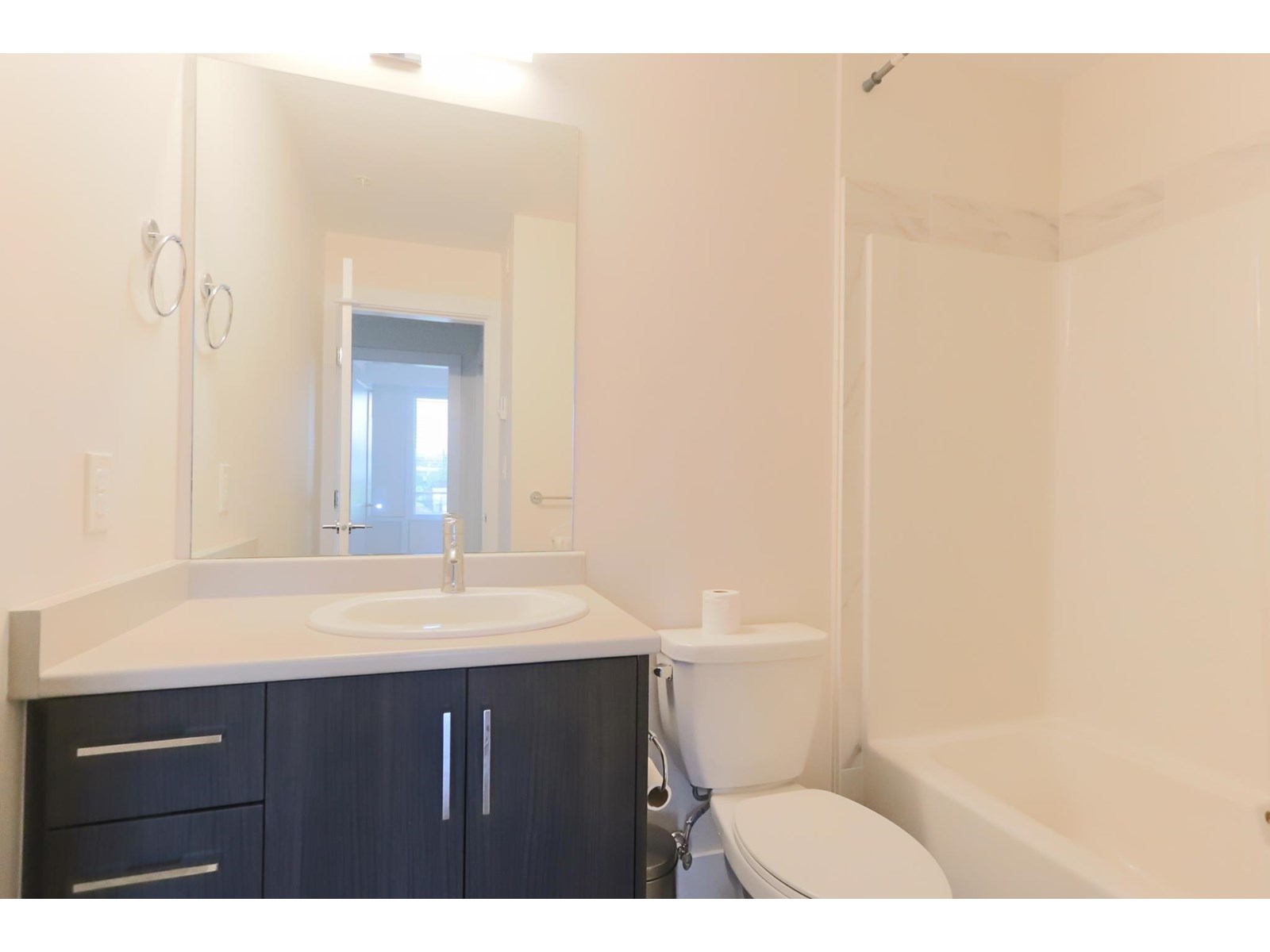 Photo 13 of 310 32838 Ventura Avenue, Abbotsford BC