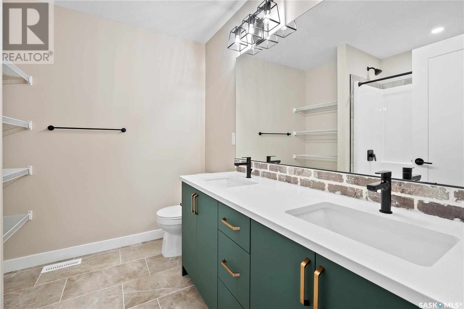 Photo 14 of 3088 Dumont Way, Regina SK