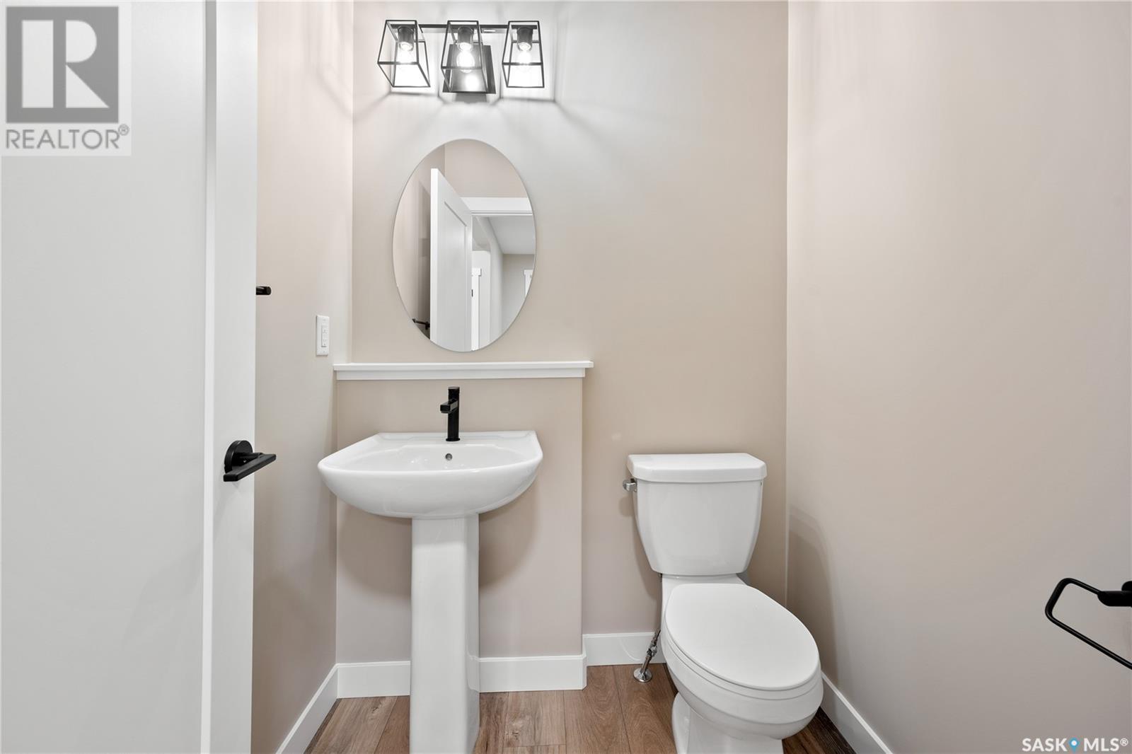 Photo 19 of 3088 Dumont Way, Regina SK