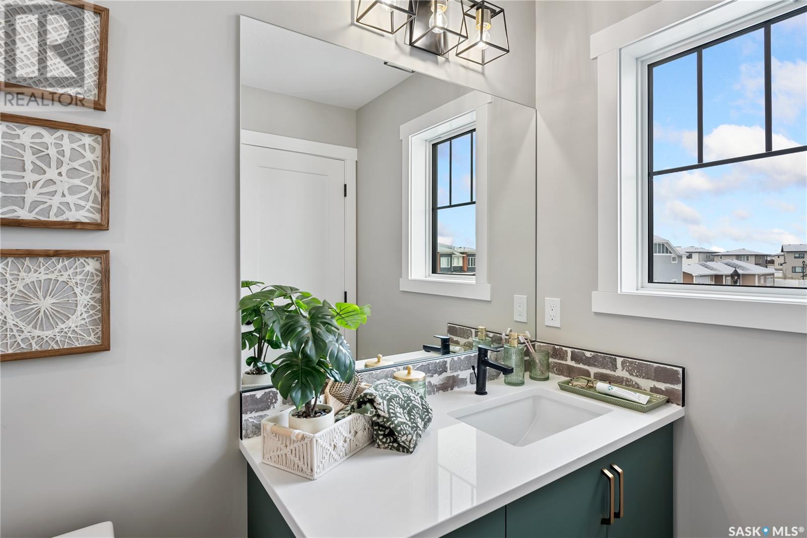 Photo 35 of 3084 Dumont Way, Regina SK