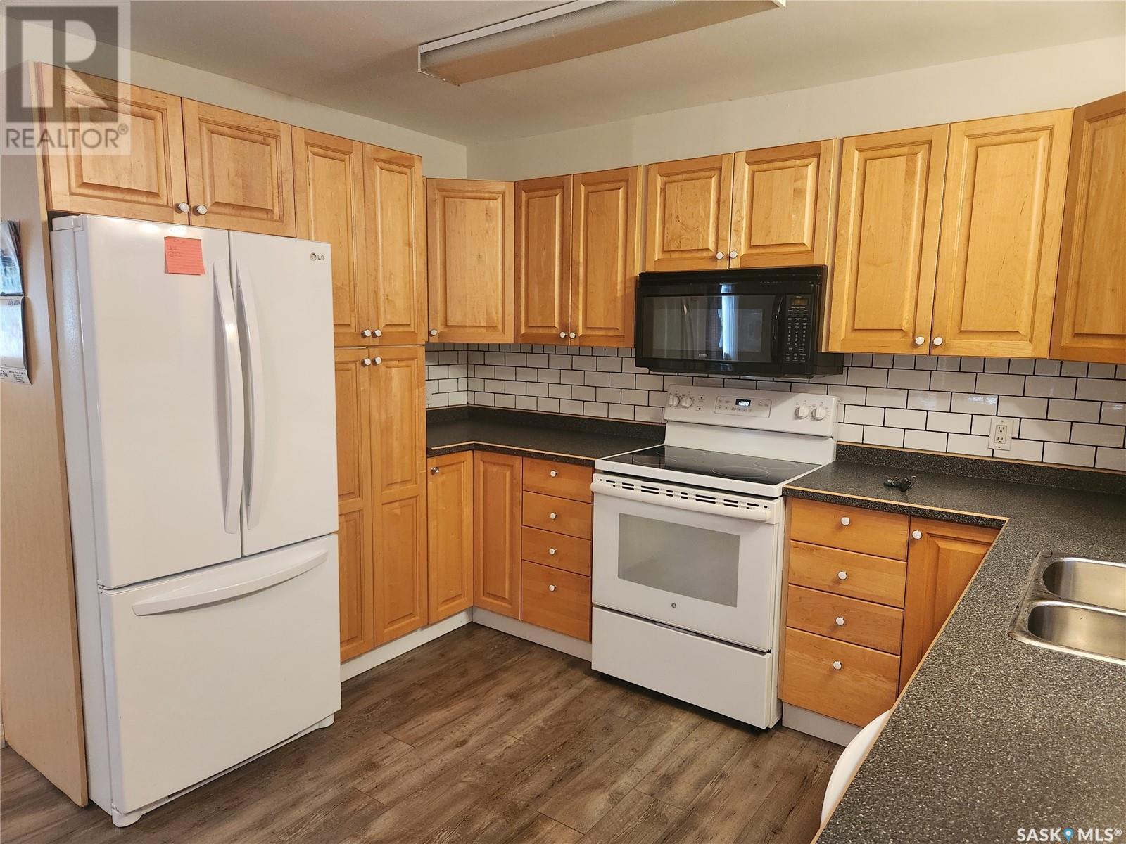 Photo 19 of 1519 97th Street, Tisdale SK