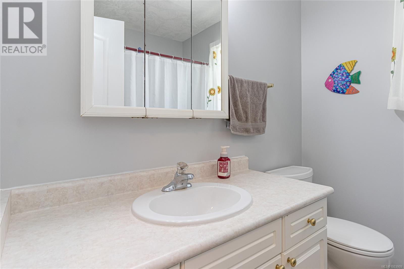 Photo 17 of 4731 Hammond Bay Rd, Nanaimo BC