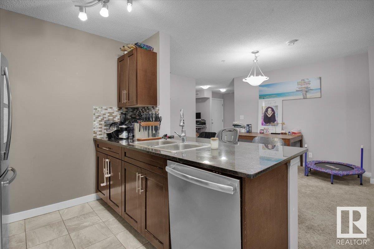 Photo 11 of 101 107 Watt Cm Sw Sw, Edmonton AB