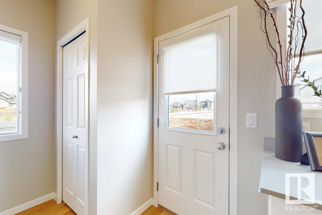 Photo 44 of 20704 42 Av Nw, Edmonton AB