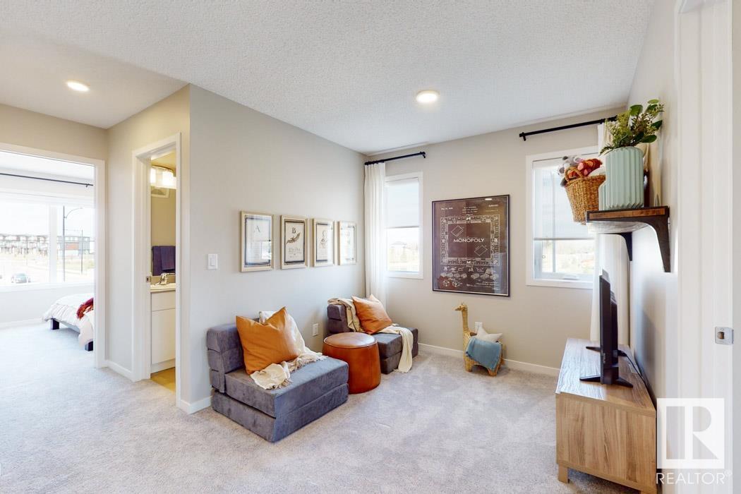 Photo 48 of 20704 42 Av Nw, Edmonton AB