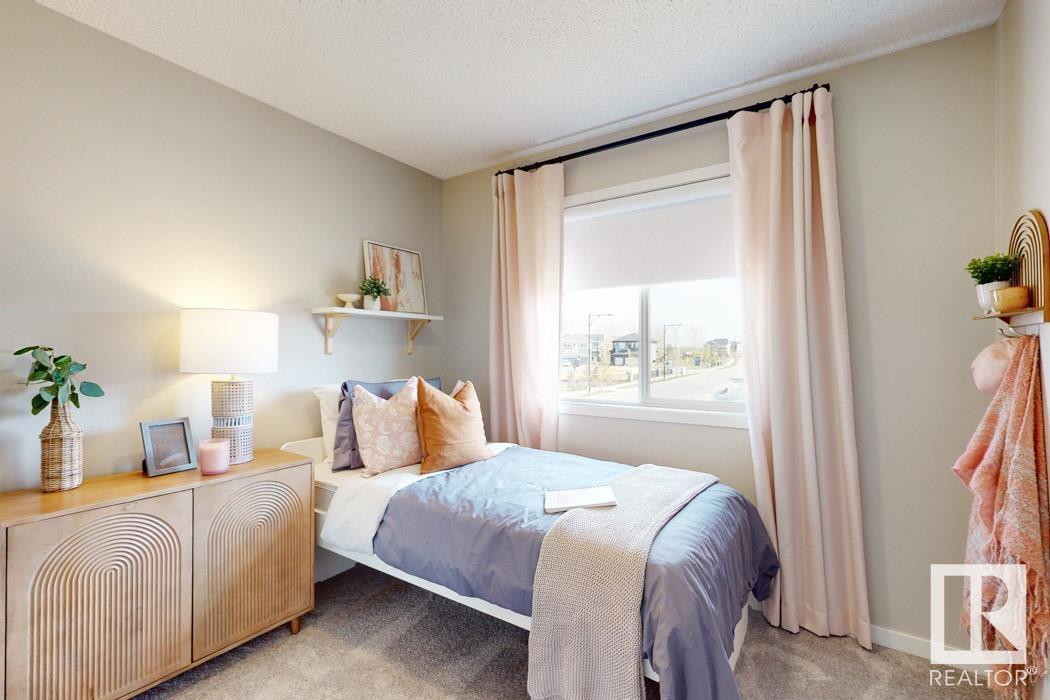 Photo 22 of 20704 42 Av Nw, Edmonton AB