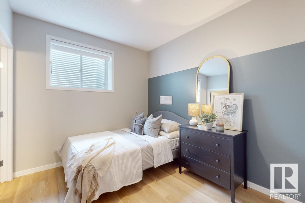Photo 49 of 20704 42 Av Nw, Edmonton AB