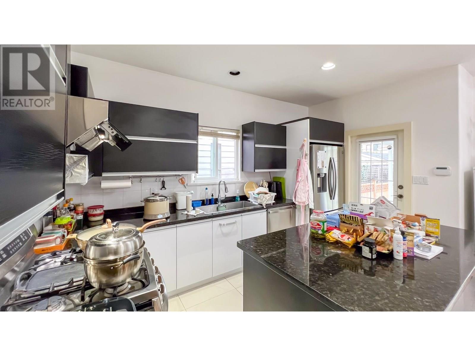 Photo 12 of 2813 W 21st Avenue, Vancouver BC