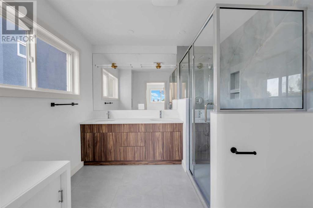Single Family House 4 Level for Sale in  Macewan Meadow Way NW MacEwan Glen Calgary 