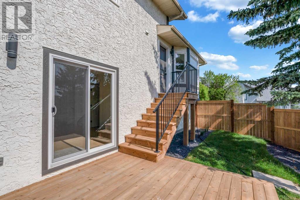 Single Family House 4 Level for Sale in  Macewan Meadow Way NW MacEwan Glen Calgary 