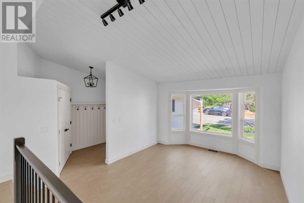 Single Family House 4 Level for Sale in  Macewan Meadow Way NW MacEwan Glen Calgary 